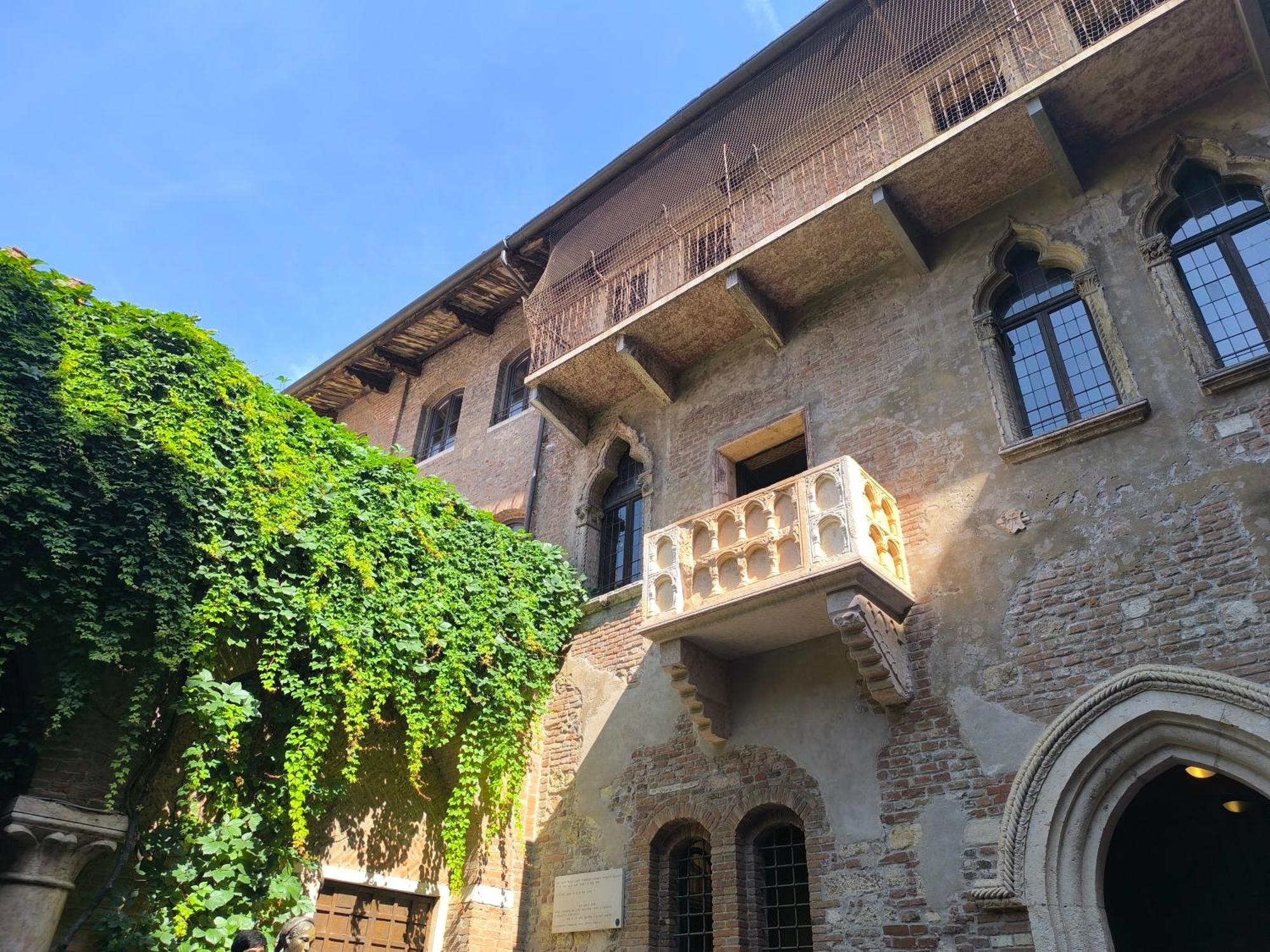 Moxy Verona, Verona